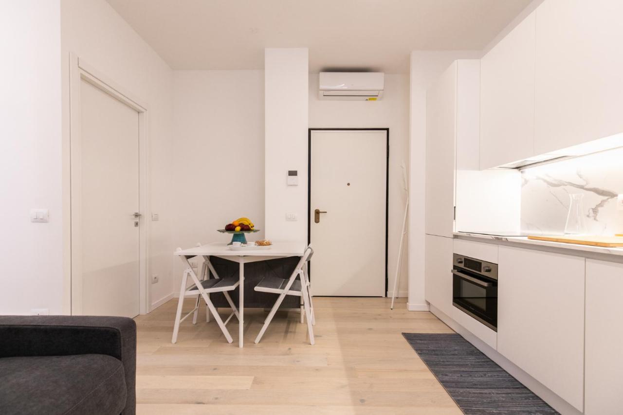Luxury Apartment - A Due Passi Dal Centro Di Milano Exterior photo